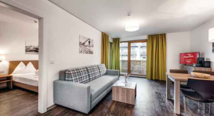 Alpenparks Hotel and Apartments Orgler, Kaprun ski chalet, image 4
